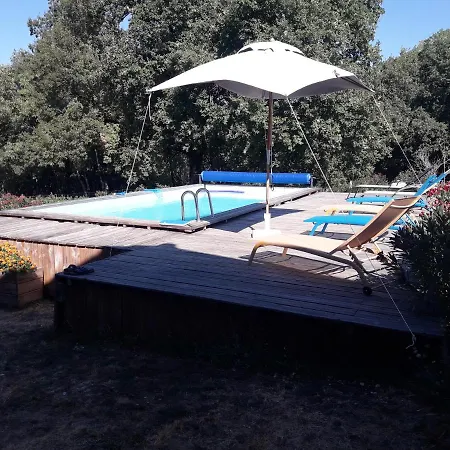 Vakantiehuis De Combelcau, Le Pigeonnier Flaugnac