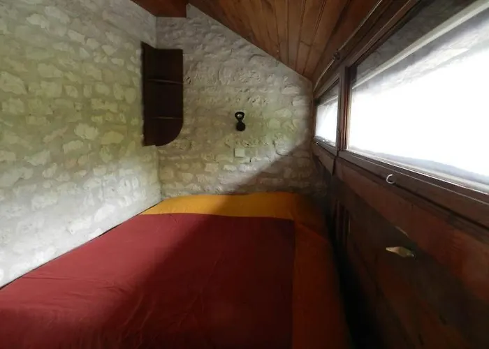 De Combelcau, Le Pigeonnier *